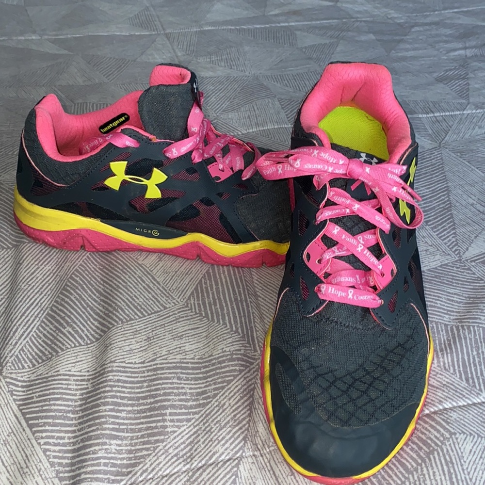 Under Armour Heatgear Micro G Limited Issue Breast Cancer Awareness Sneaker 10